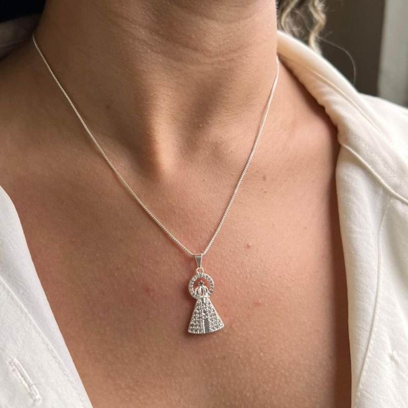 Colar Nossa Senhora Cravejada M Banho Ouro 18k/Prata 925