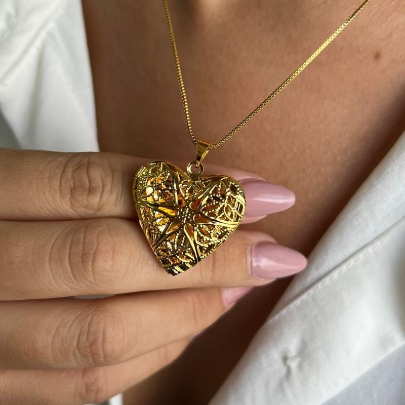 Colar Relicário (M) Banho Ouro 18k