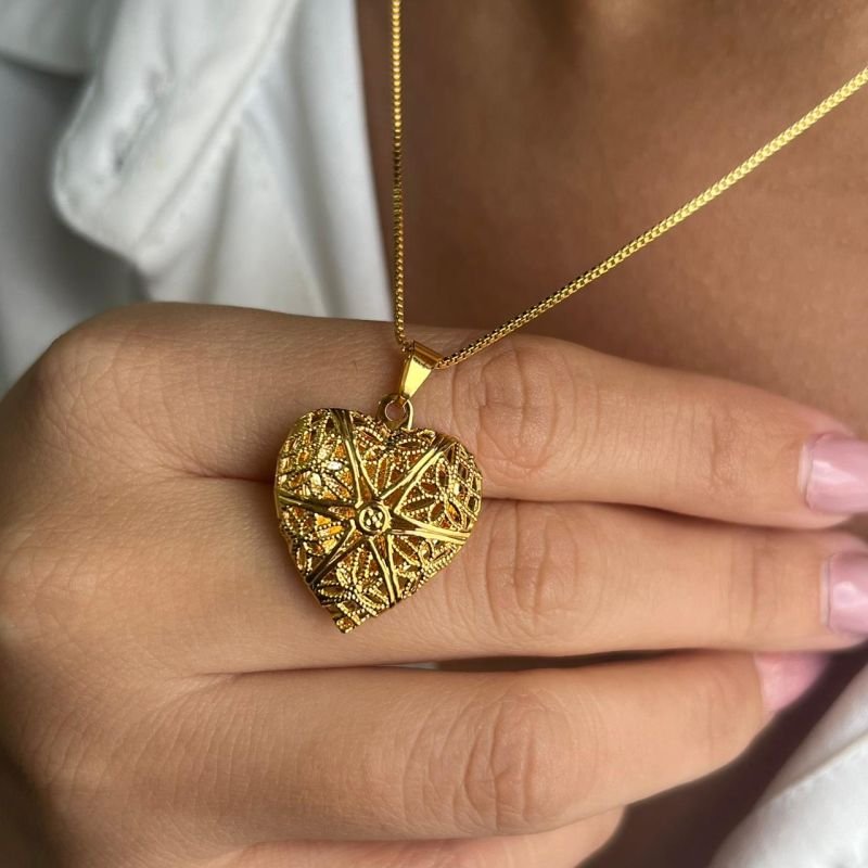 Colar Relicário (P) Banho Ouro 18k