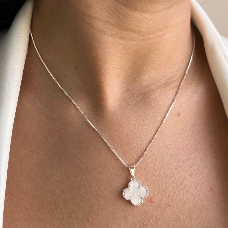 Colar Trevo Resinado Banho Prata 925