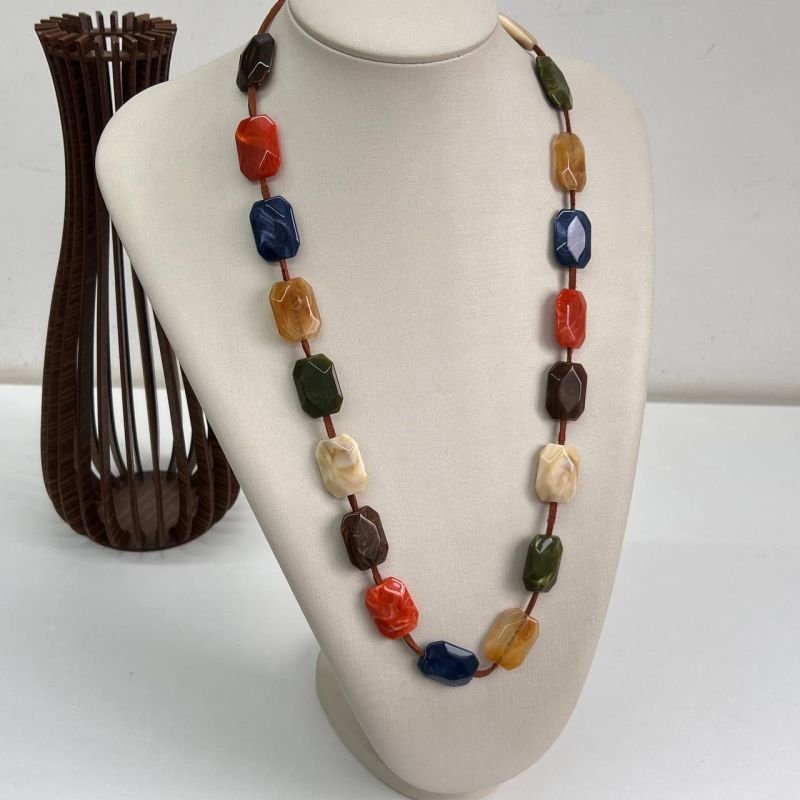 Colares Courino C/ Resina