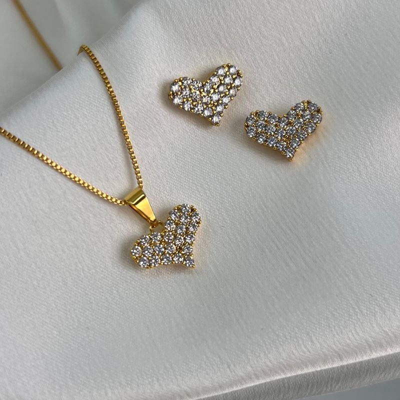Conjunto Colar + Brinco Coração Banho Ouro 18k