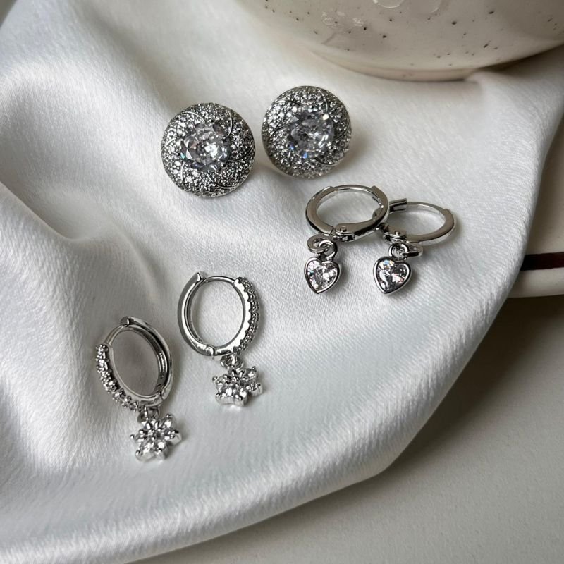 Kit de Brinco Biju Fina Dourado/Ródio