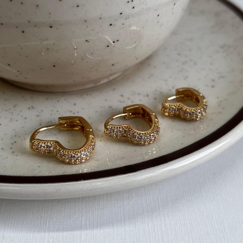 Kit de Brinco Coração Cravejado Biju Fina Dourado/Ródio